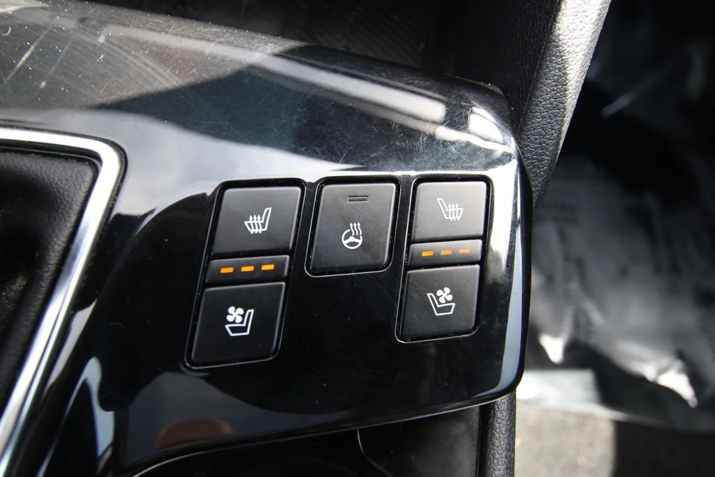 Used 2023 Red Kia X-Pro Prestige image 28