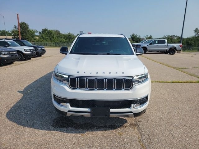Used 2024 White Jeep Series II image 20