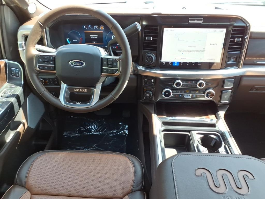 New 2026 Star White Metallic Tri-Coat Ford F-250® King Ranch® image 19