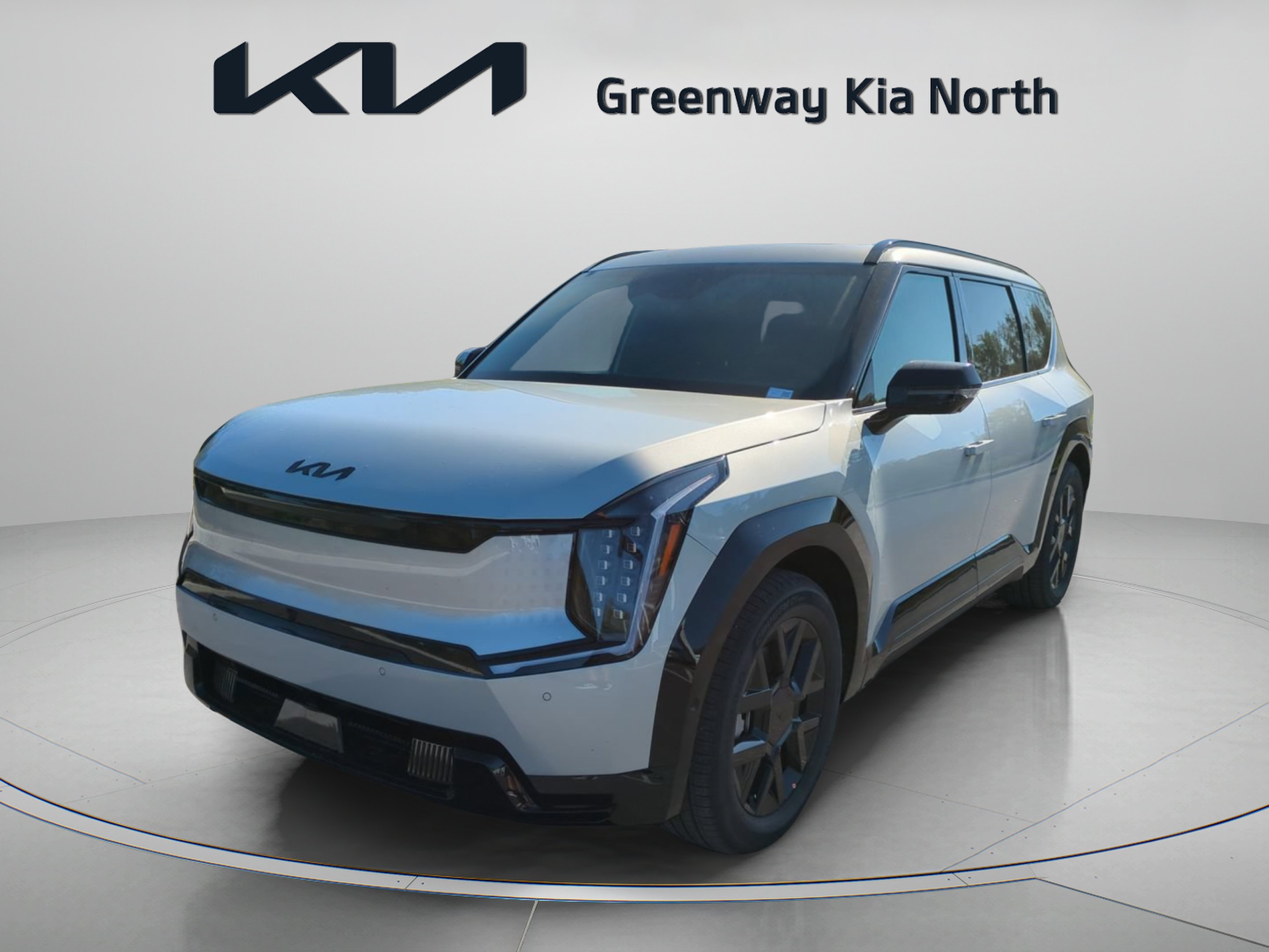 New 2026 Ivory Silver Kia Land AWD image 3