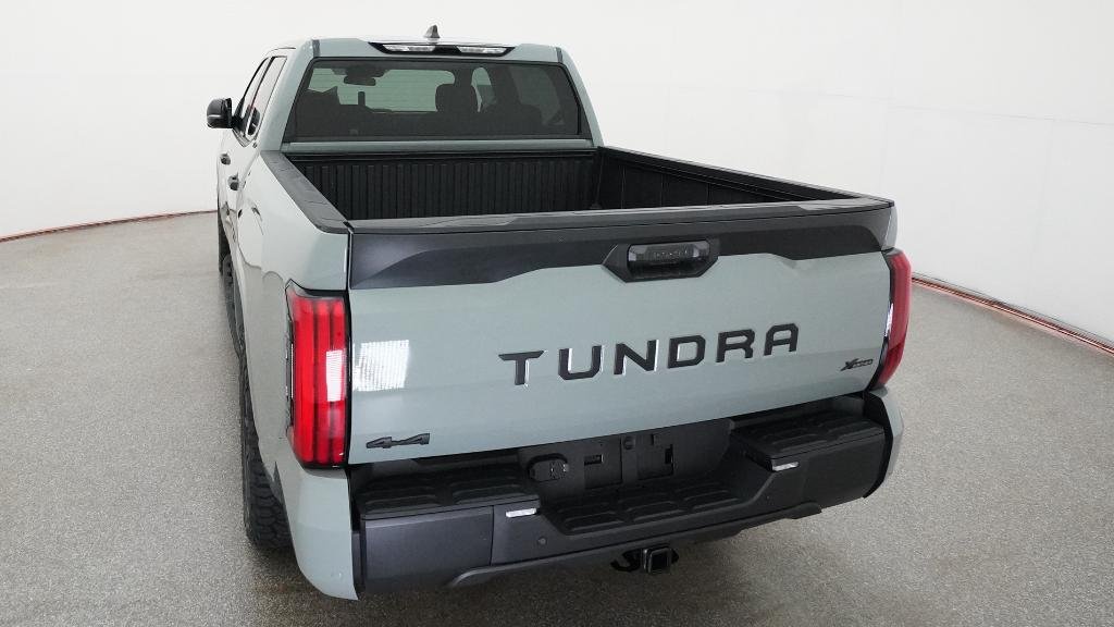 New 2026 Lunar Rock Toyota SR5 image 33
