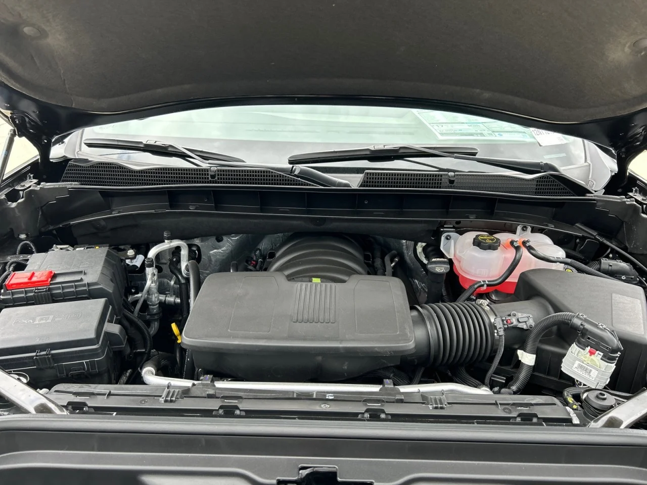 New 2026 Onyx Black GMC SLT image 9