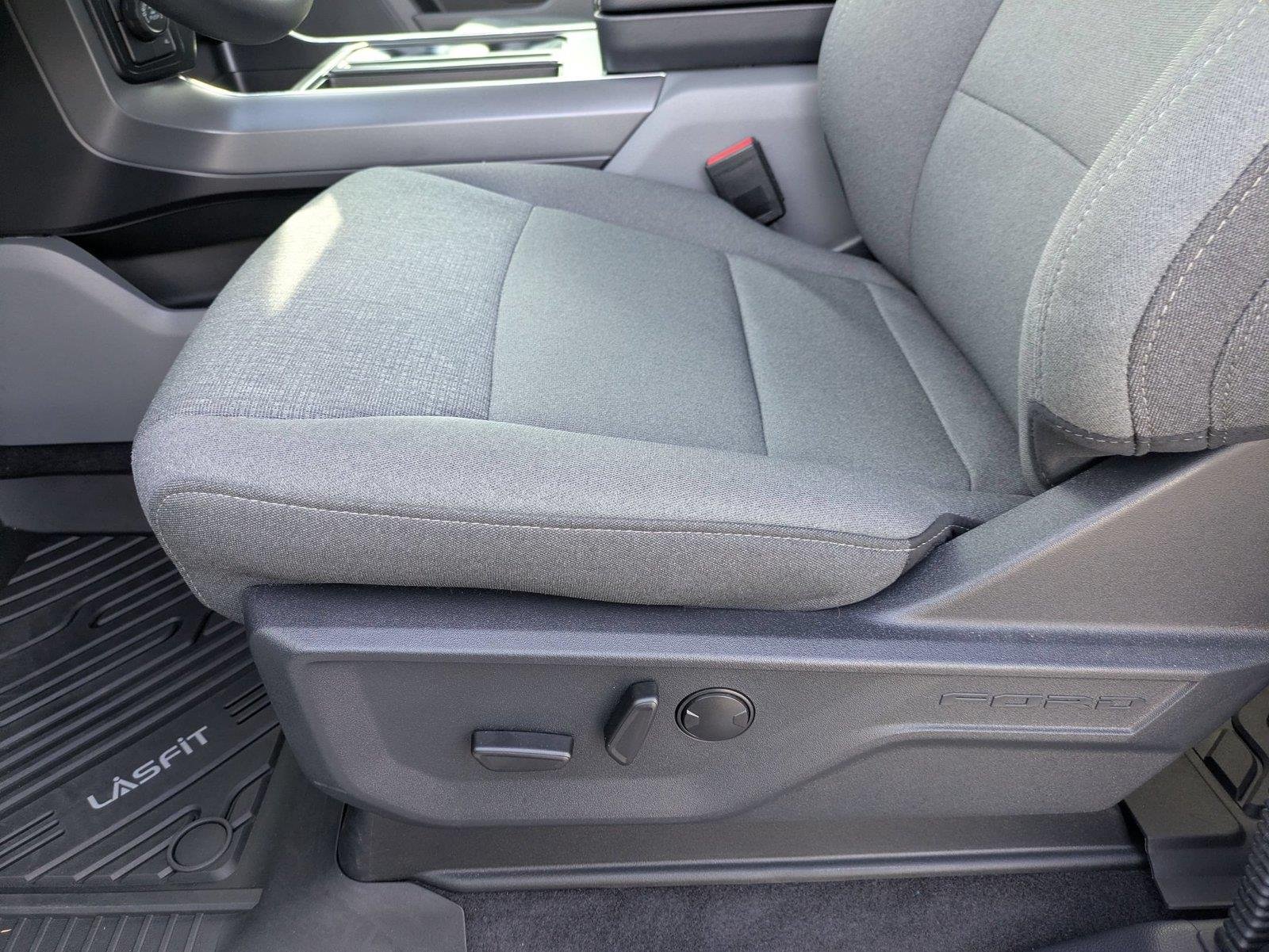 Used 2024 Oxford White FORD XLT image 15
