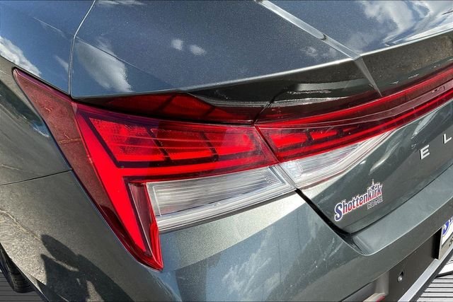 2024 Hyundai Elantra Limited - Photo 24