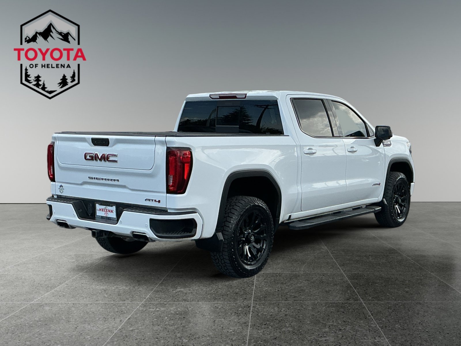 Used 2020 Summit White GMC AT4 image 5