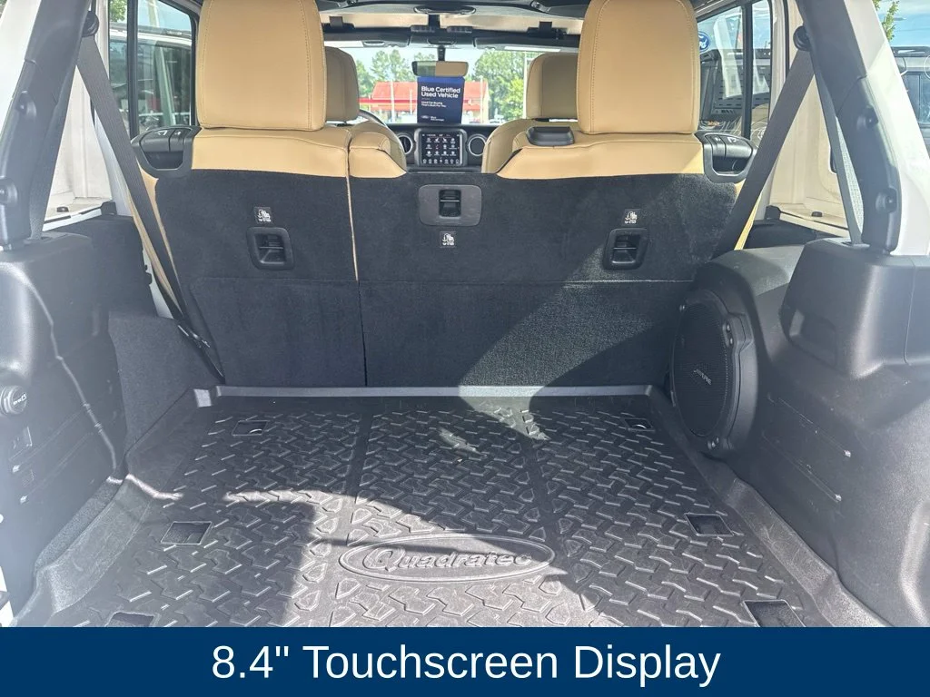 Certified Used 2018 Bright White Clearcoat Jeep Unlimited Sahara image 9