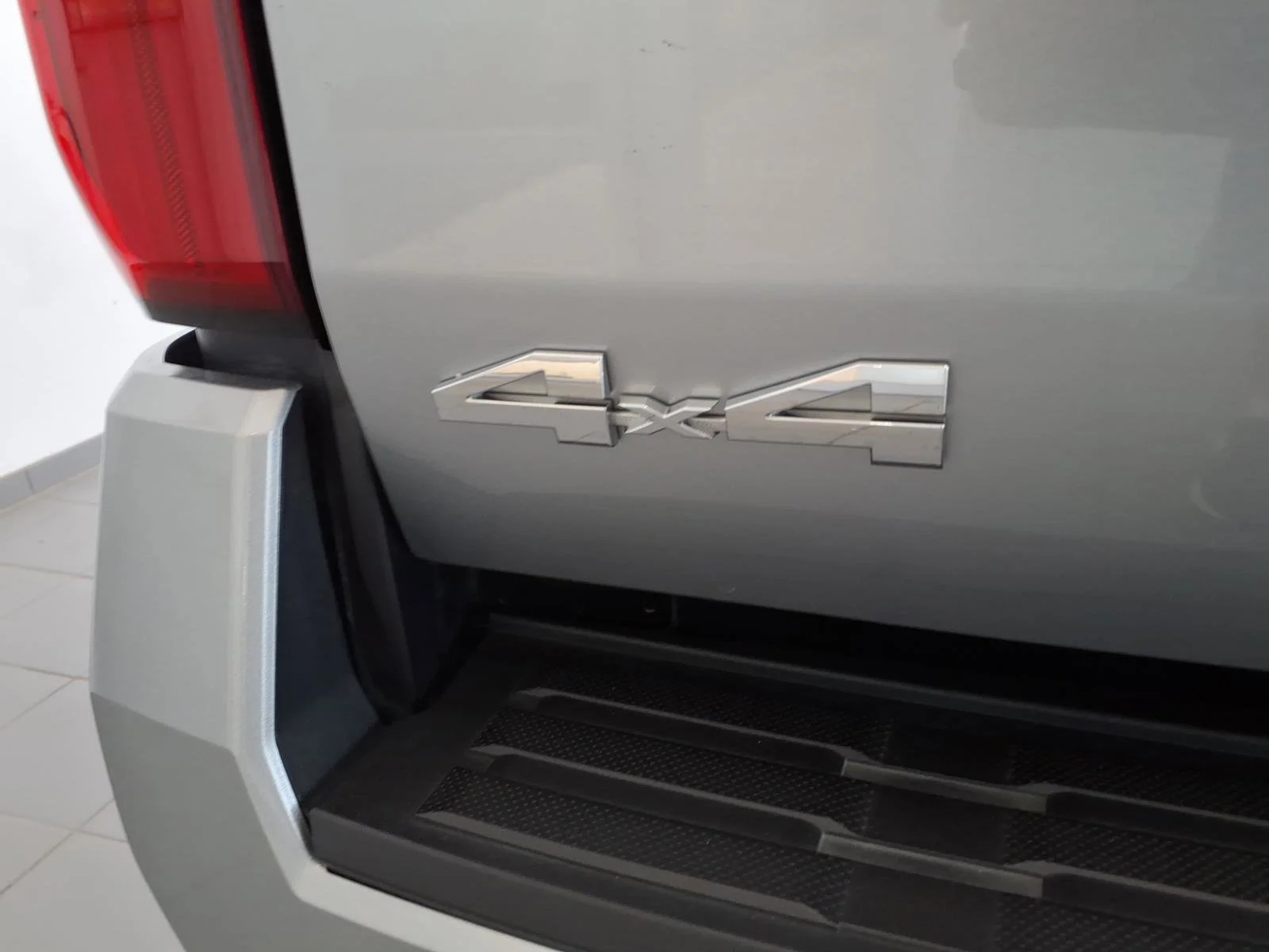 Used 2025 Celestial Silver Metallic Toyota SR5 image 18