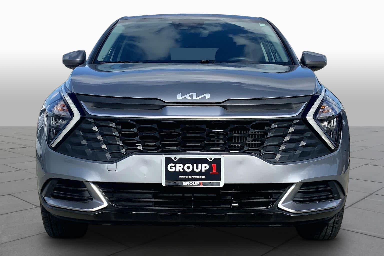 Used 2023 Steel Gray Kia LX image 4