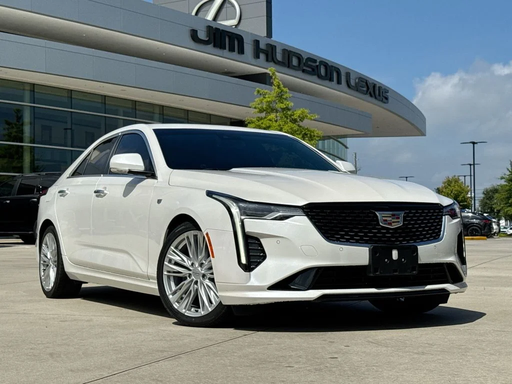 2024 Cadillac CT4