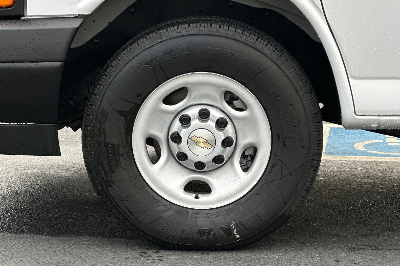 2025 Chevrolet Express Cargo Work Van - Photo 23
