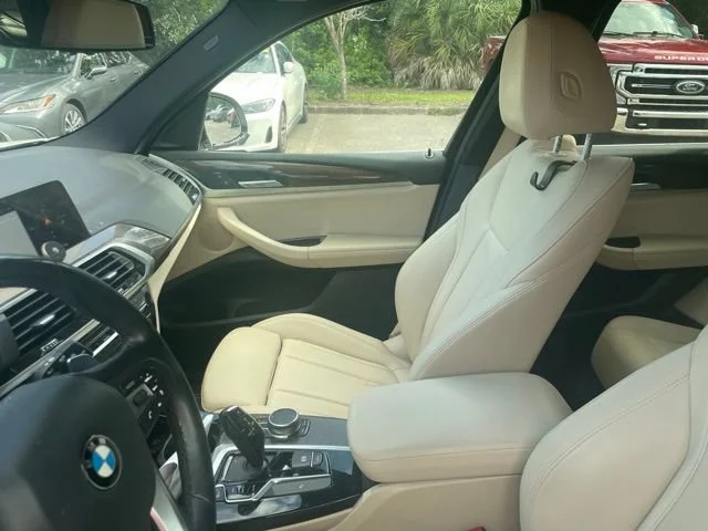 Used 2019 Alpine White BMW sDrive30i image 9