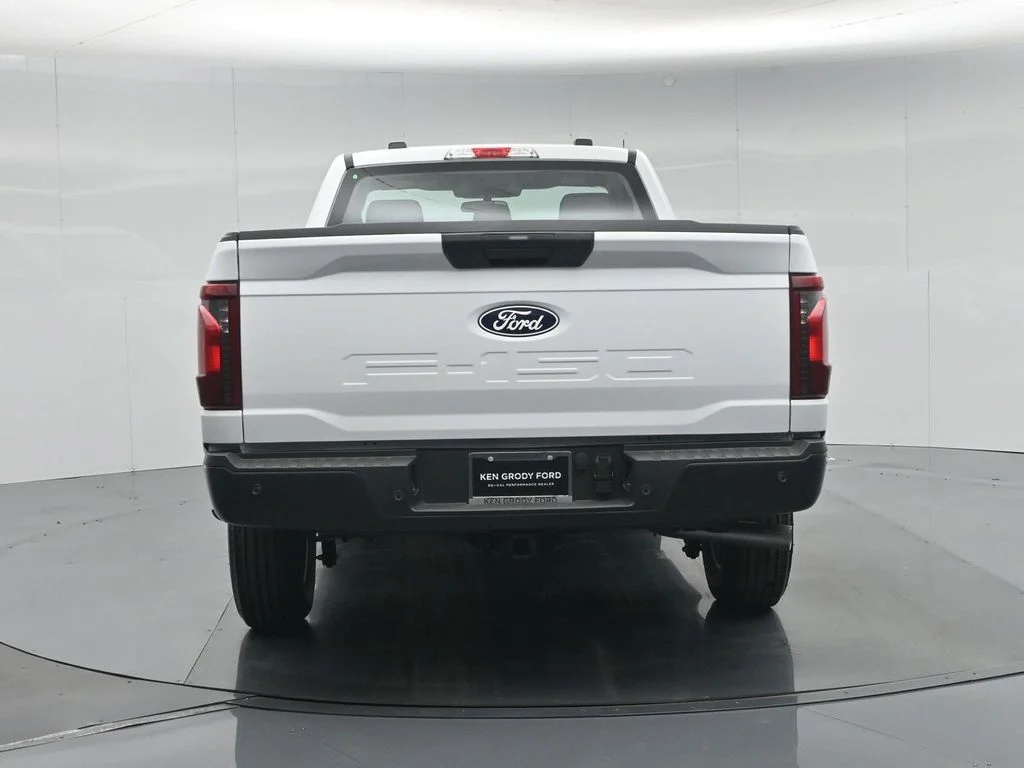 New 2026 Oxford White Ford XL image 47