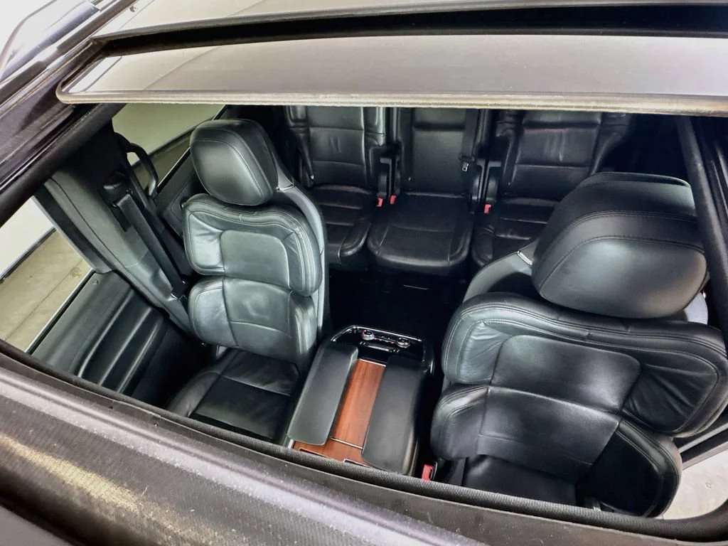 Used 2021 Black Lincoln Reserve image 27