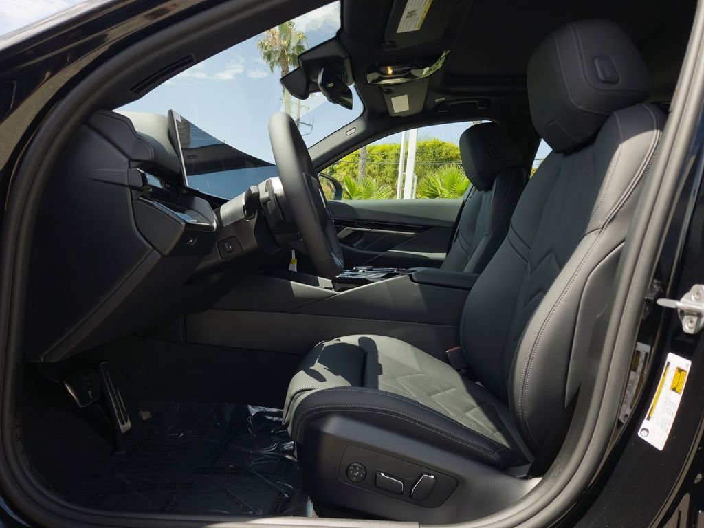 New 2026 Black Sapphire Metallic BMW 530i image 8