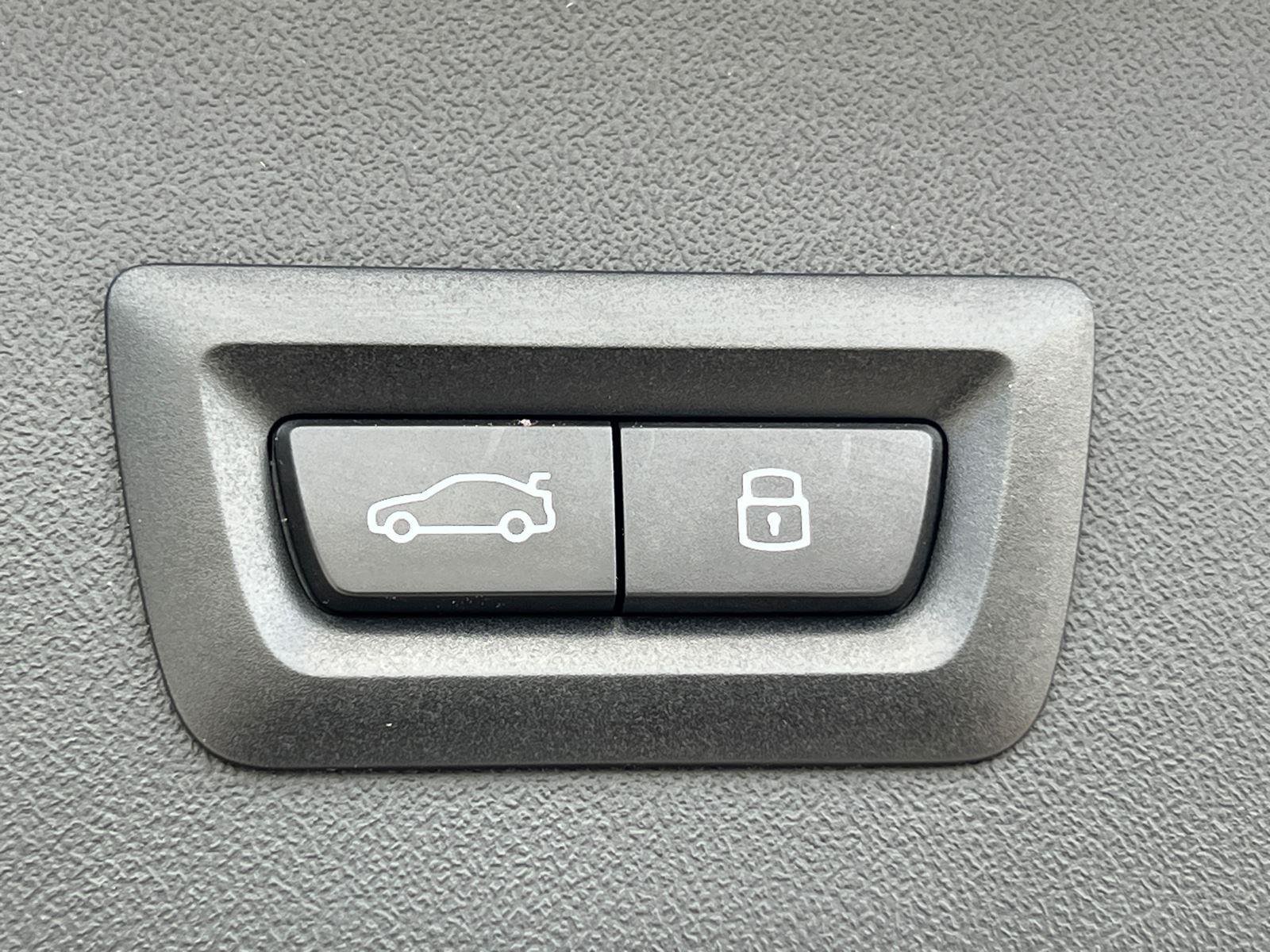 Used 2025 GRAY BMW 30 xDrive image 19