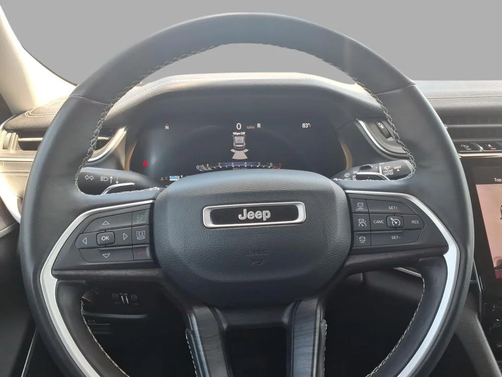 Used 2022 White Jeep Limited image 26