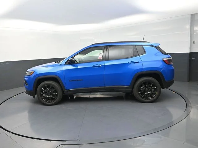 New 2026 Hydro Blue Pearlcoat Jeep Latitude image 6