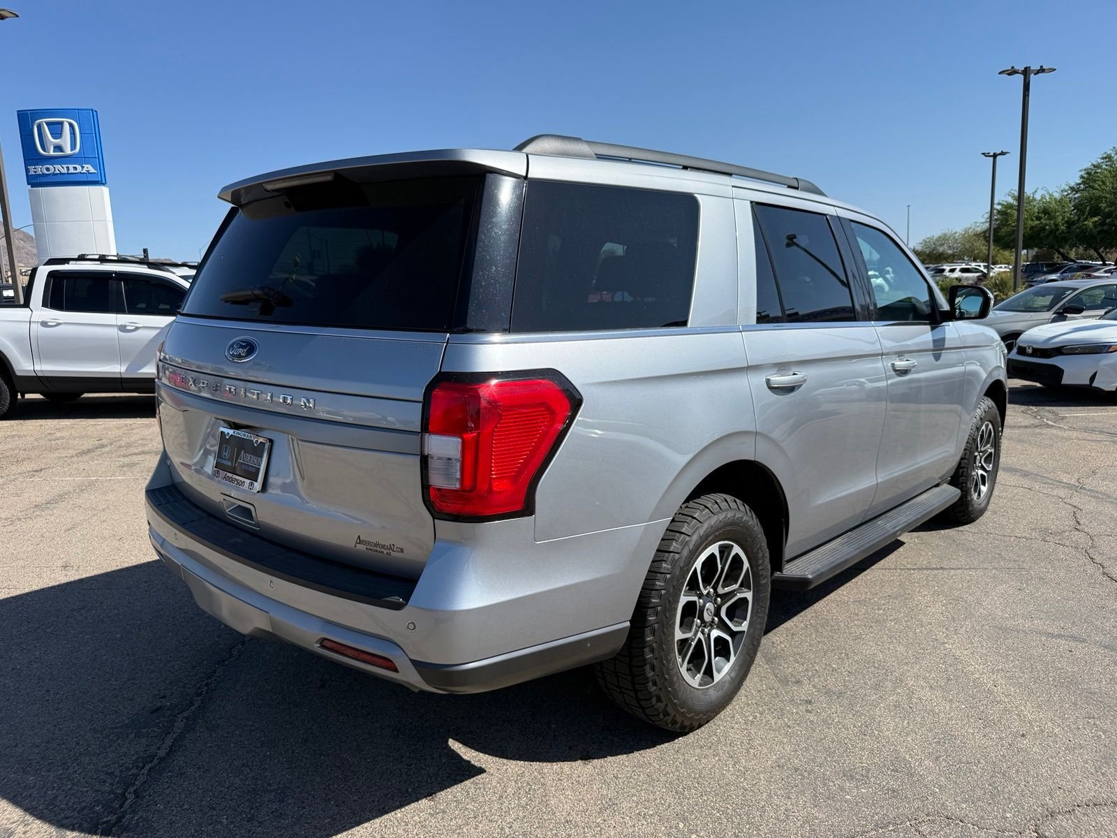 2024 Ford Expedition XLT - Photo 6