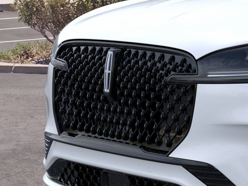 New 2026 Pristine White Metallic Tri-Coat Lincoln Black Label™ image 46