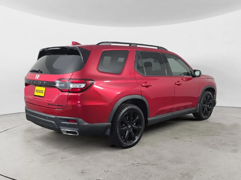 2025 Honda Pilot Black Edition - Photo 36