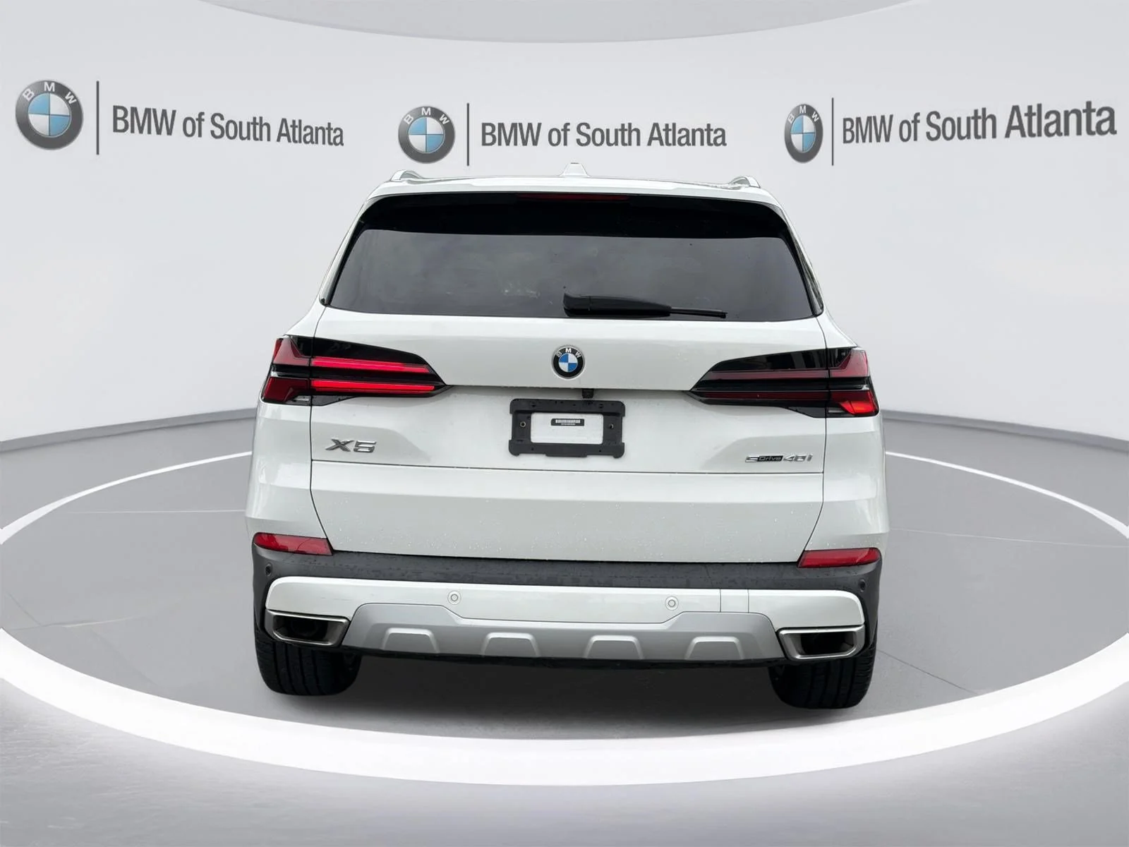 Used 2024 Alpine White BMW sDrive40i image 25