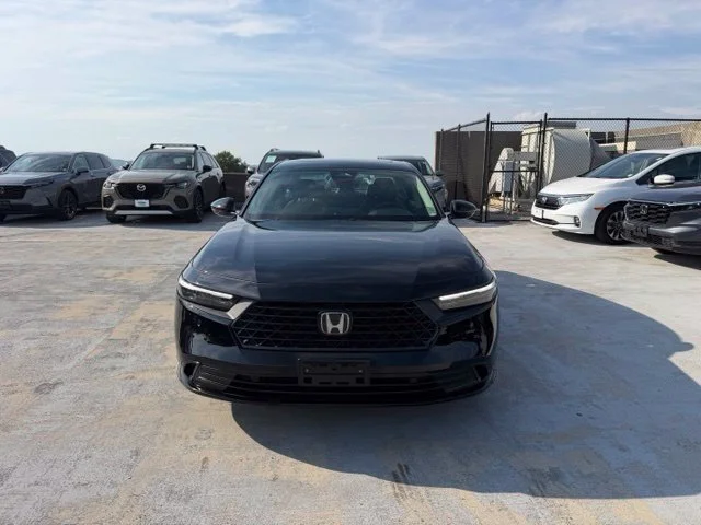Used 2024 Gray Honda EX-L image 2