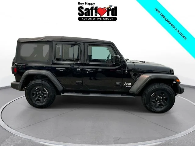 Used 2020 Black Jeep Unlimited Sport image 4