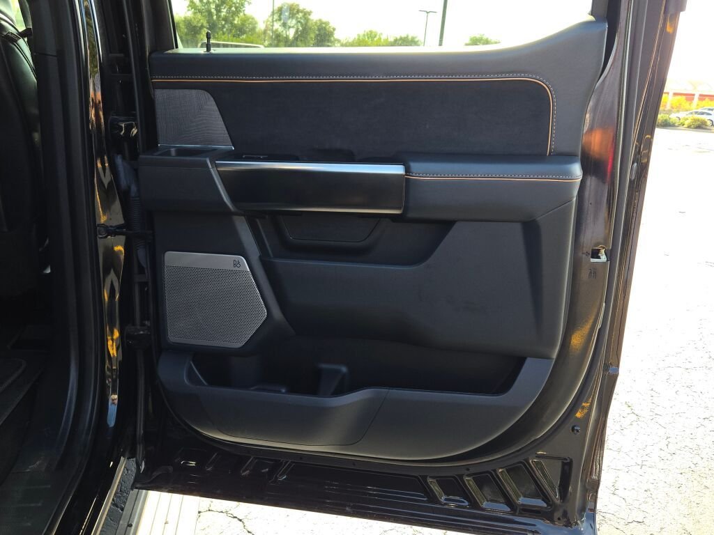 2023 Ford F-150 Platinum - Photo 11