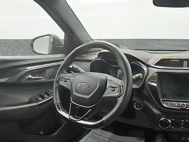 Used 2023 Gray Chevrolet RS image 35