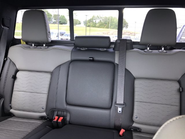 Used 2023 Gray Chevrolet ZR2 image 22
