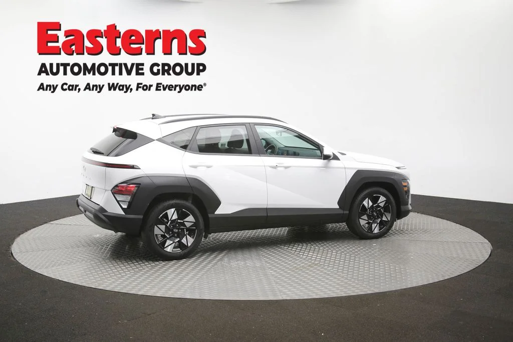 Used 2024 White Hyundai SEL image 42