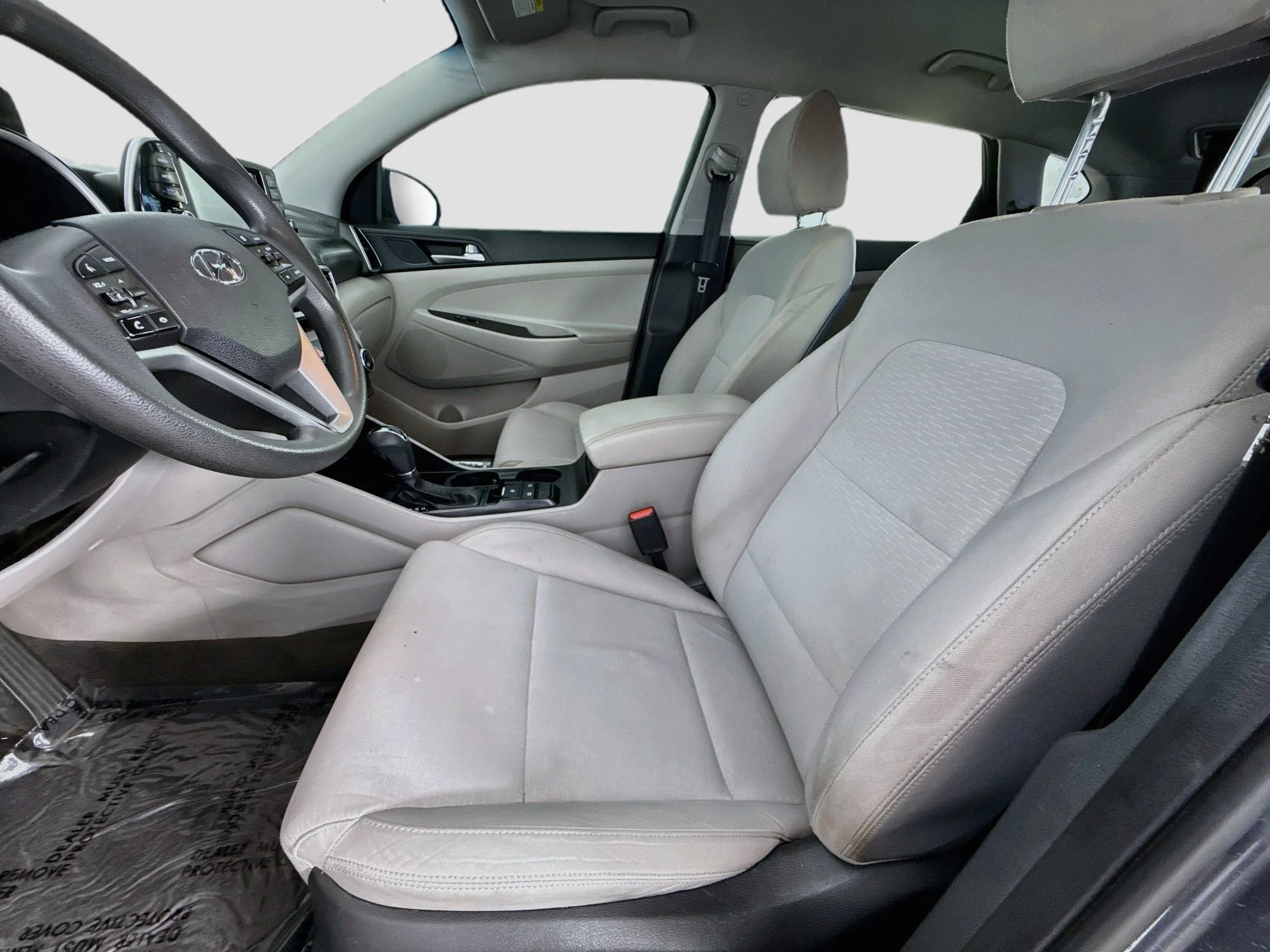 Used 2021 Gray Hyundai Value image 22