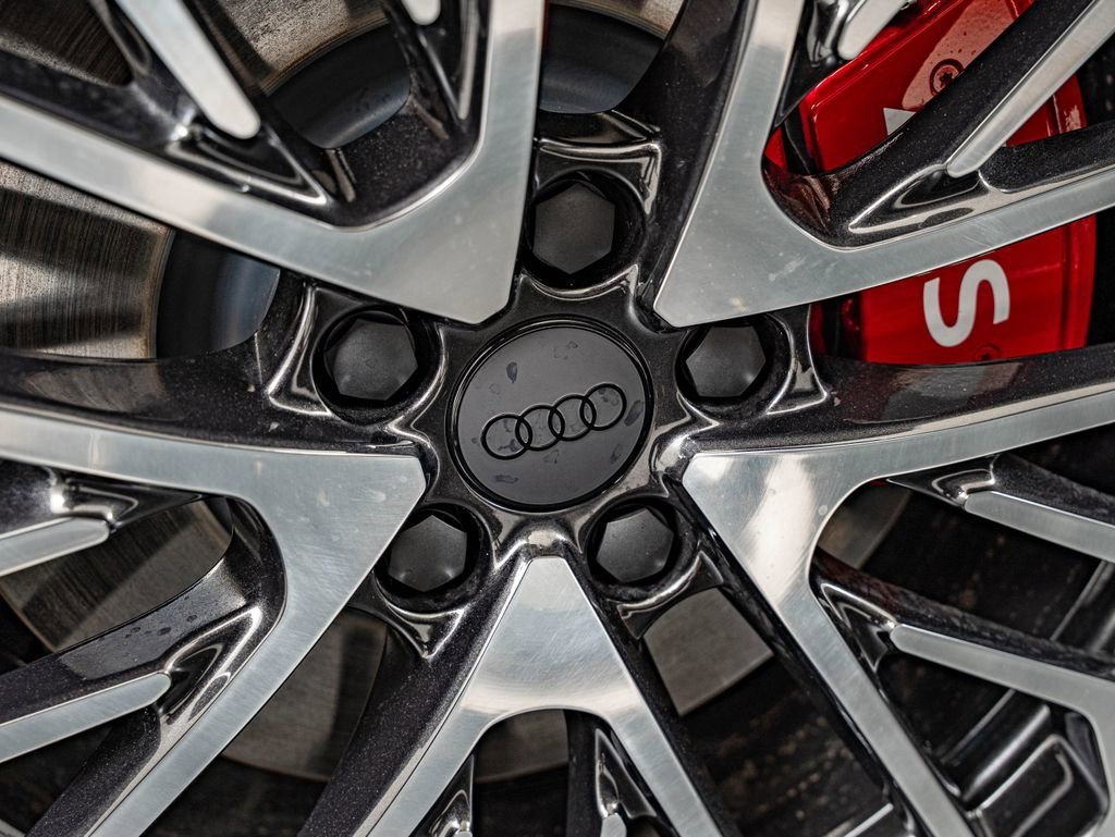 New 2026 Grenadine Red Metallic Audi 3.0T Premium Plus image 10