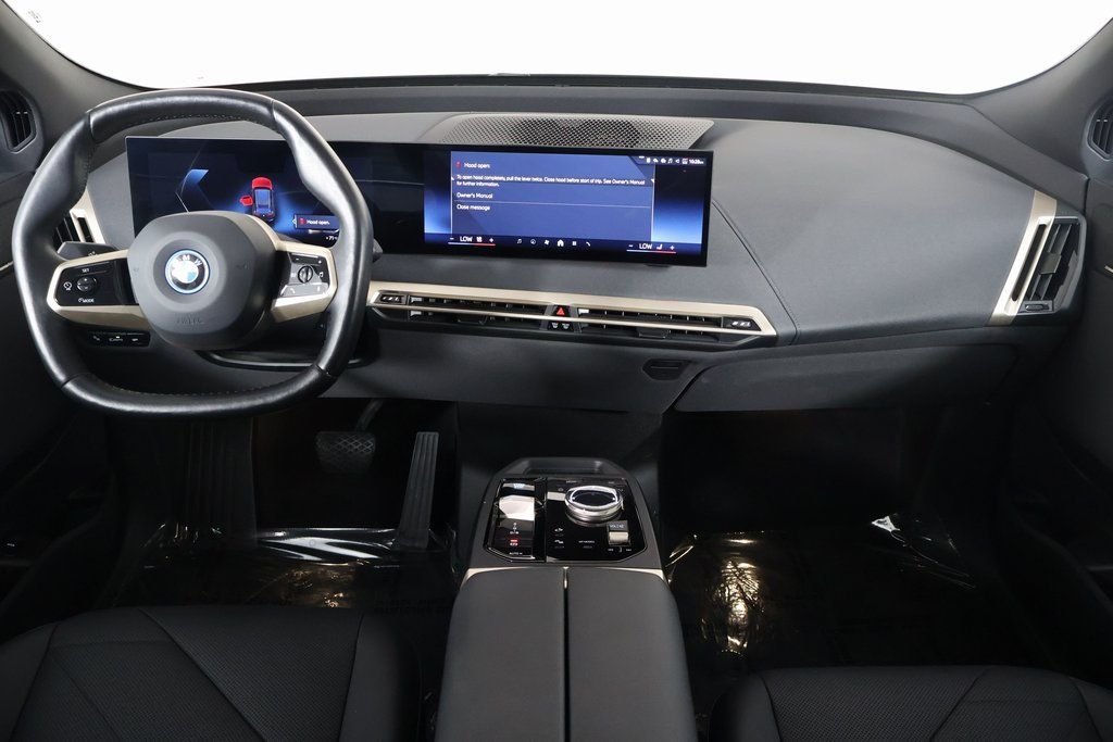 Certified Used 2024 Black Sapphire Metallic BMW xDrive50 image 8