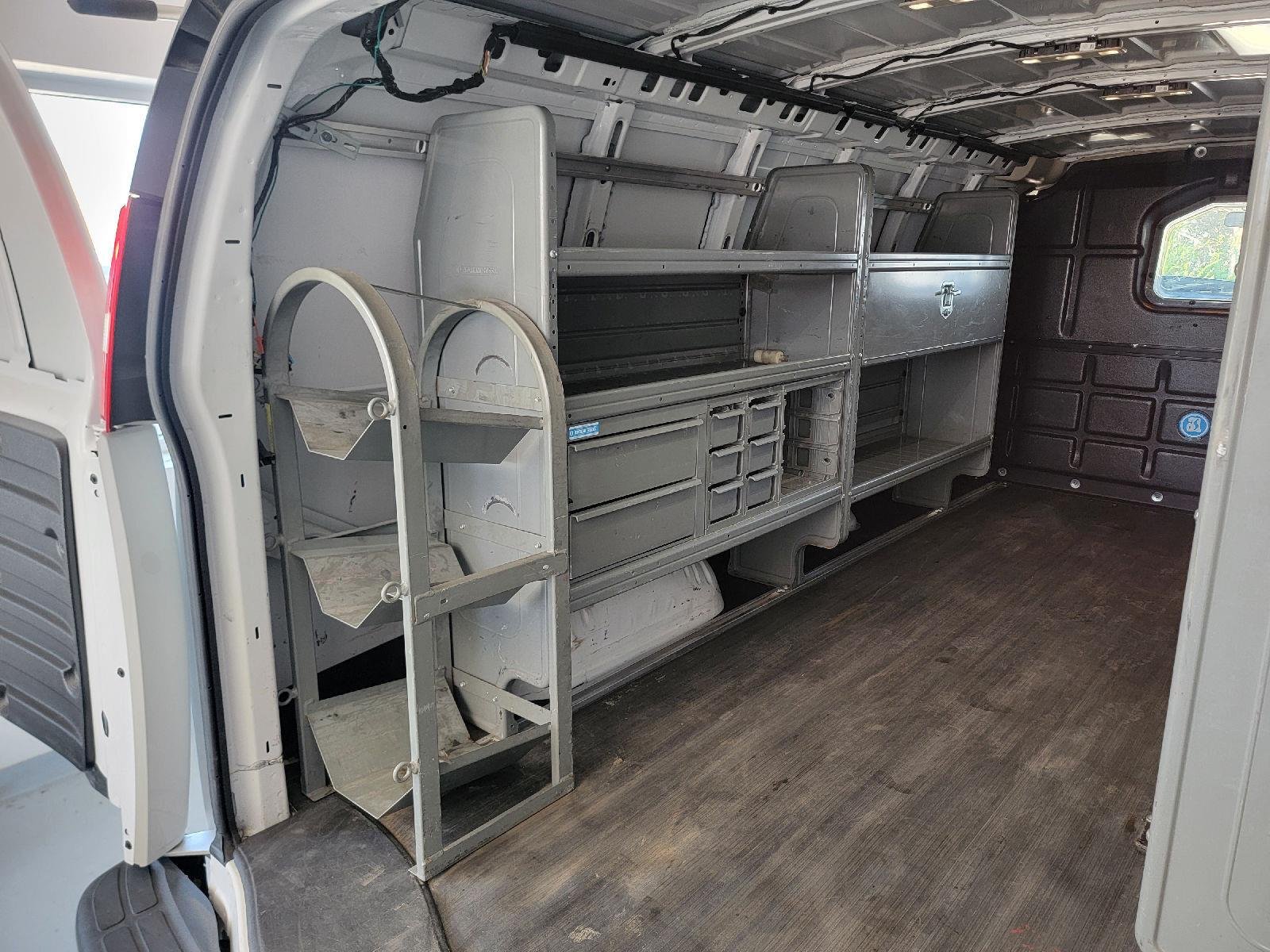 2020 Chevrolet Express Cargo Work Van - Photo 32