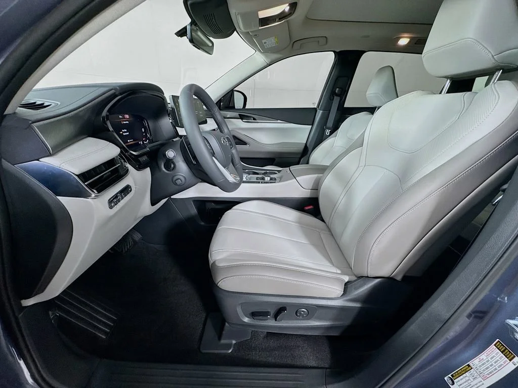 New 2027 Blue INFINITI LUXE image 24