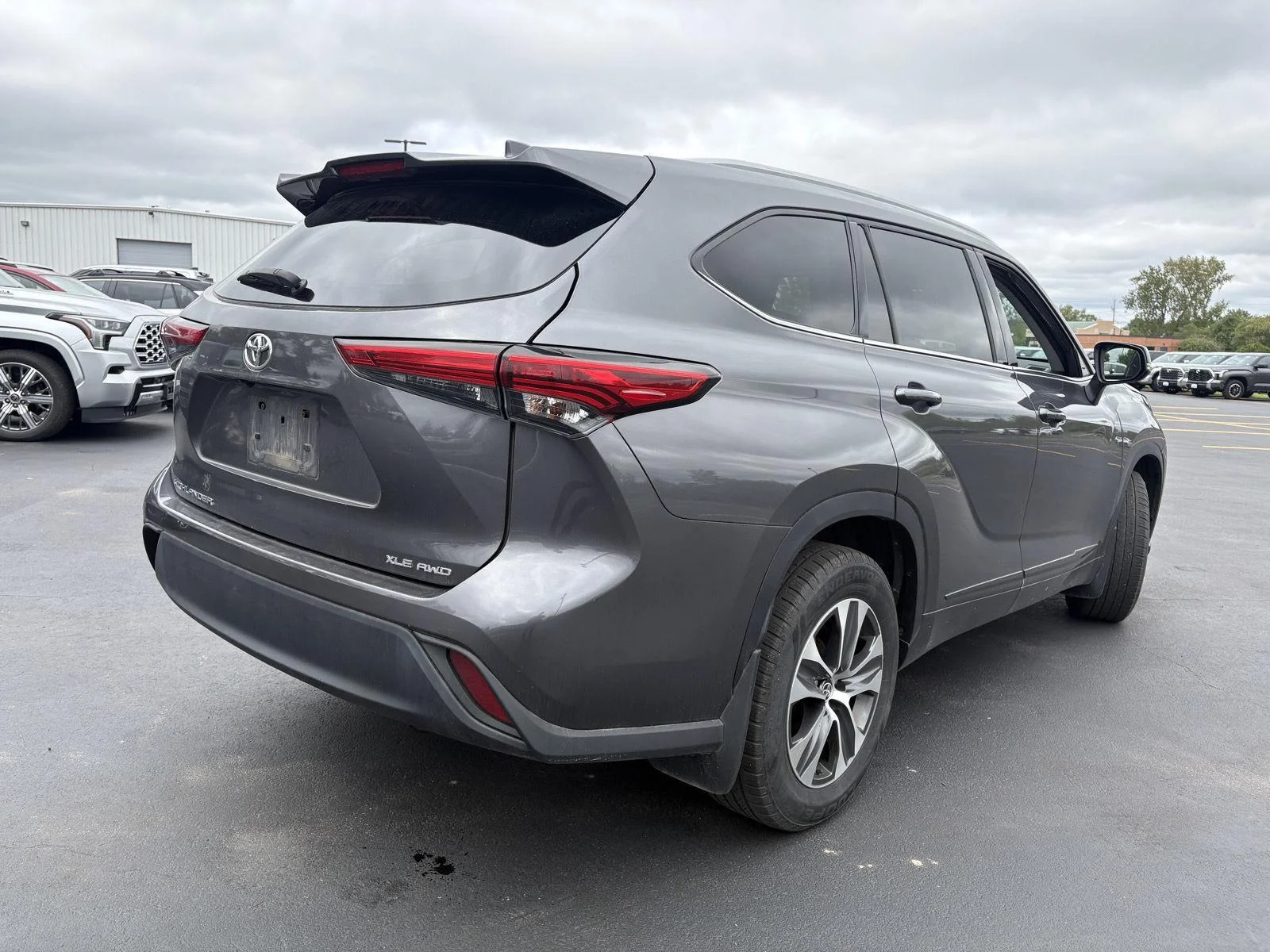 Used 2022 Magnetic Gray Metallic Toyota XLE image 13