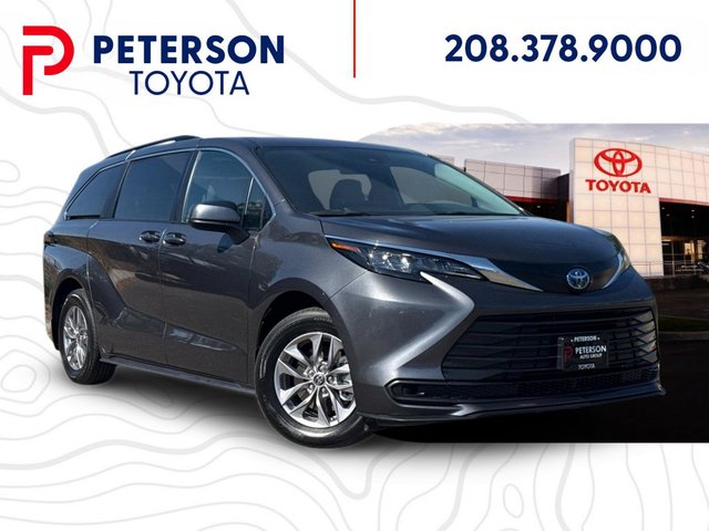 2025 Toyota Sienna LE