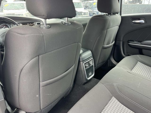 Used 2023 White Dodge SXT image 18