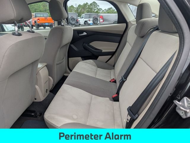 Used 2012 Black Ford SE image 23