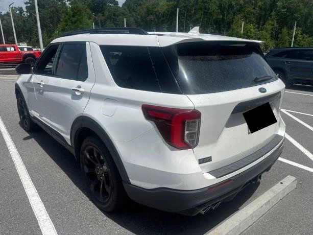 Used 2024 White Ford ST image 3