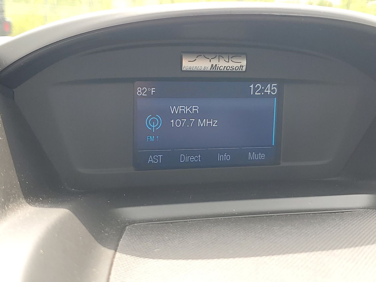 Used 2014 Black Ford SE image 12