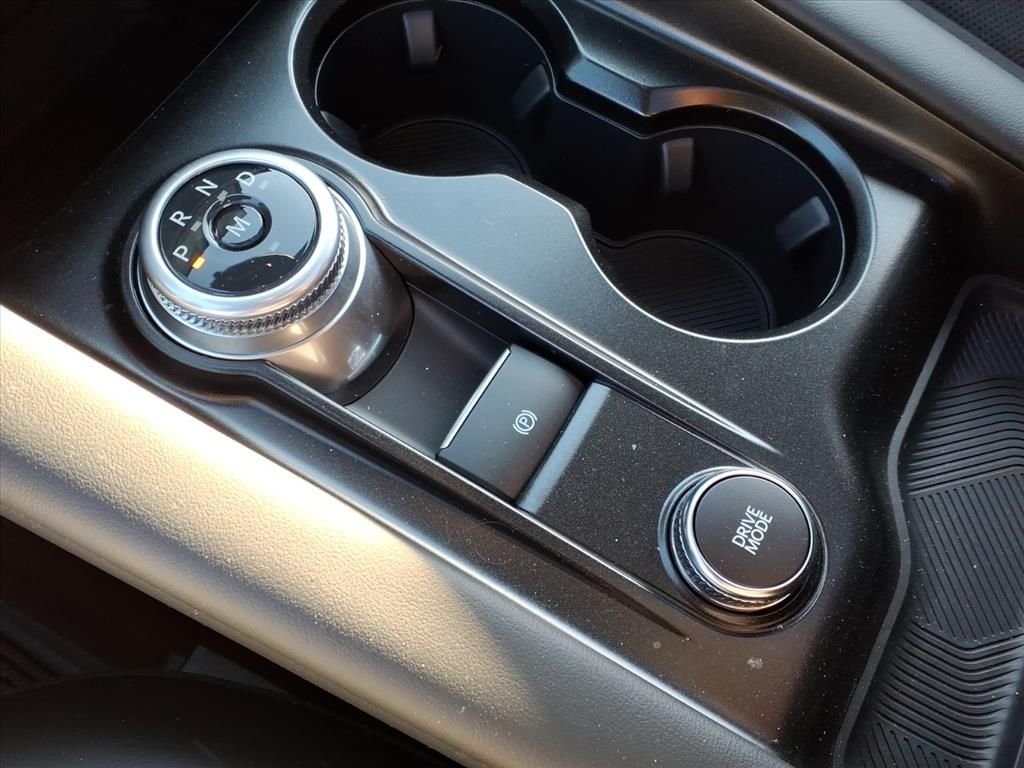 New 2026 Star White Metallic Tri-Coat Ford ST image 23