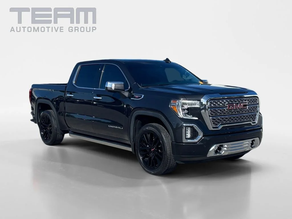 2020 GMC Sierra 4WD Crew Cab Short Box Denali's photo