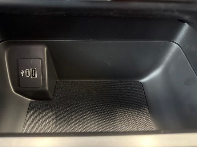 New 2026 Oxford White Ford XLT image 47