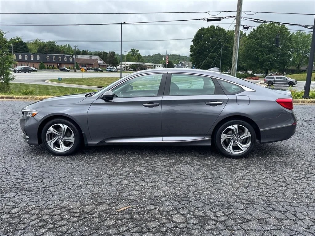 Used 2020 Gray Honda EX-L image 4
