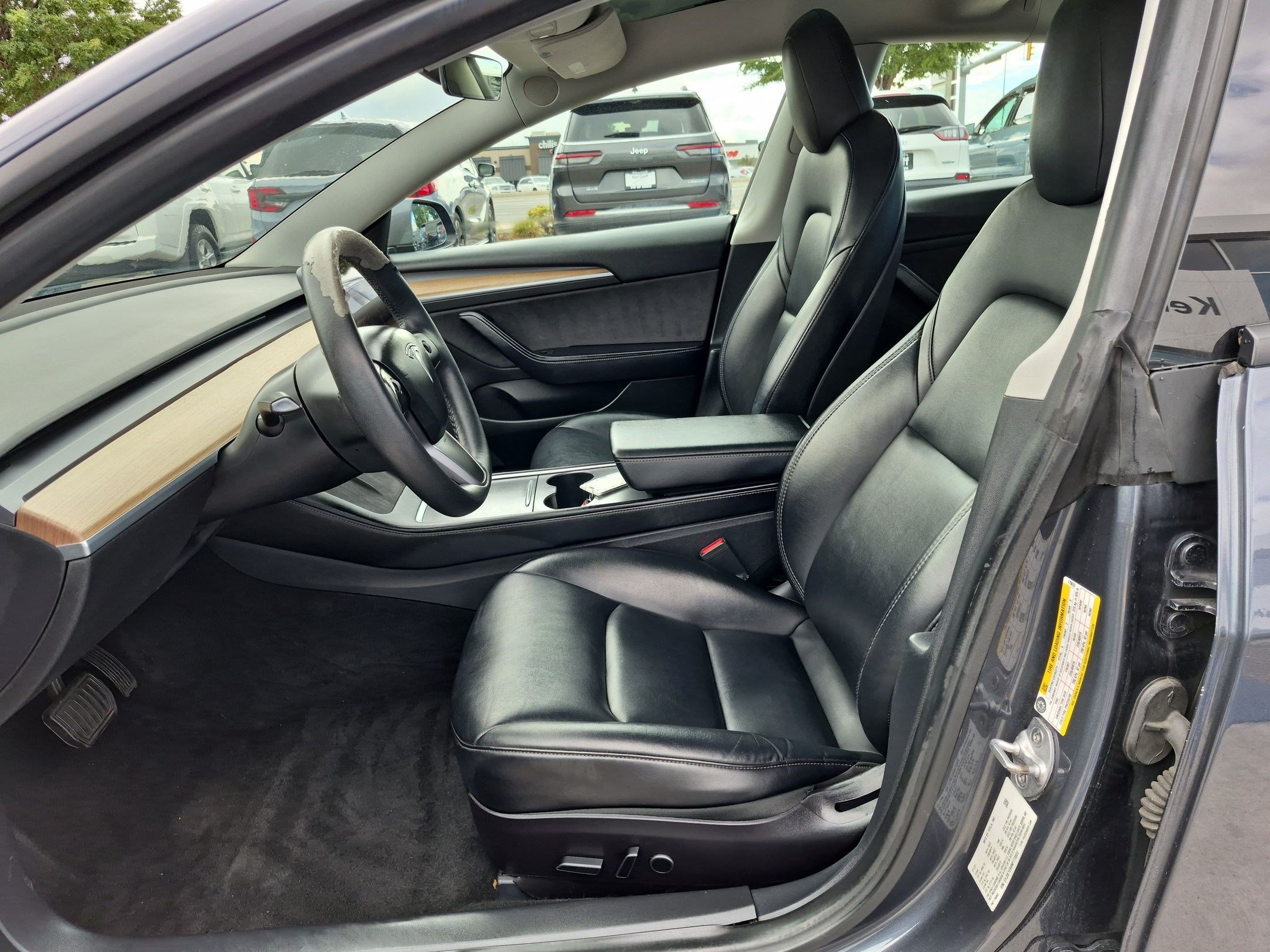 Used 2022 Midnight Silver Metallic Tesla Long Range image 16