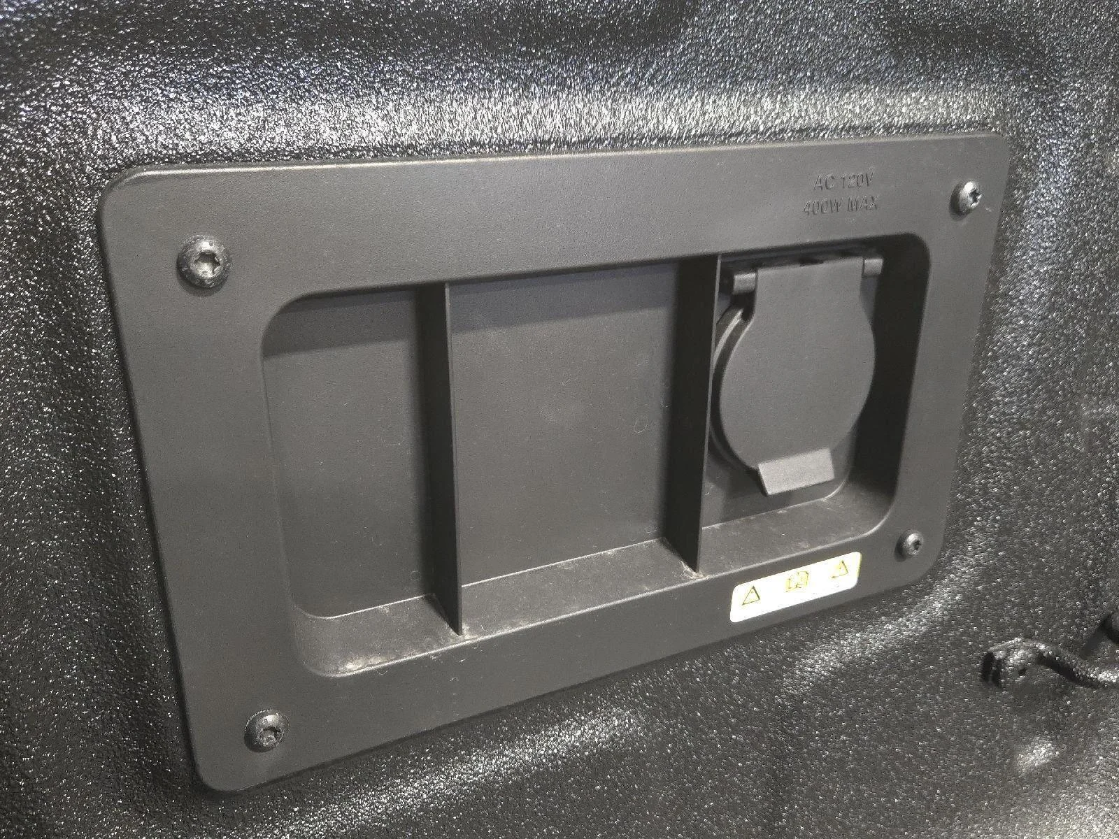 Used 2026 Shadow Black Ford XLT image 9