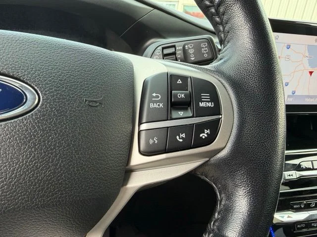 Used 2021 Black Ford Limited image 27