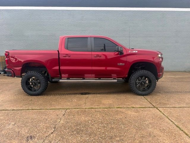 Used 2021 Cherry Red Chevrolet RST image 15